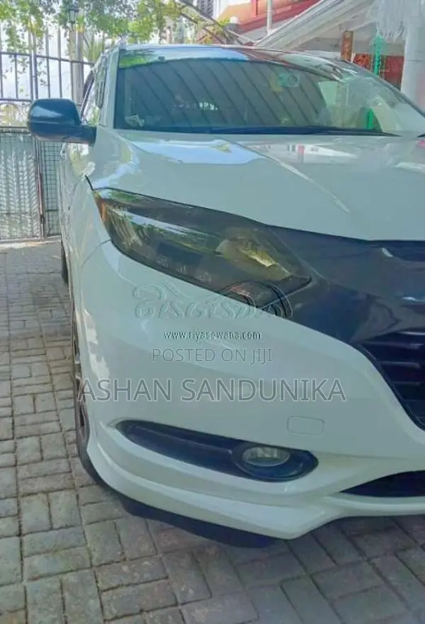 Honda Vezel 2014 SUV (Used)