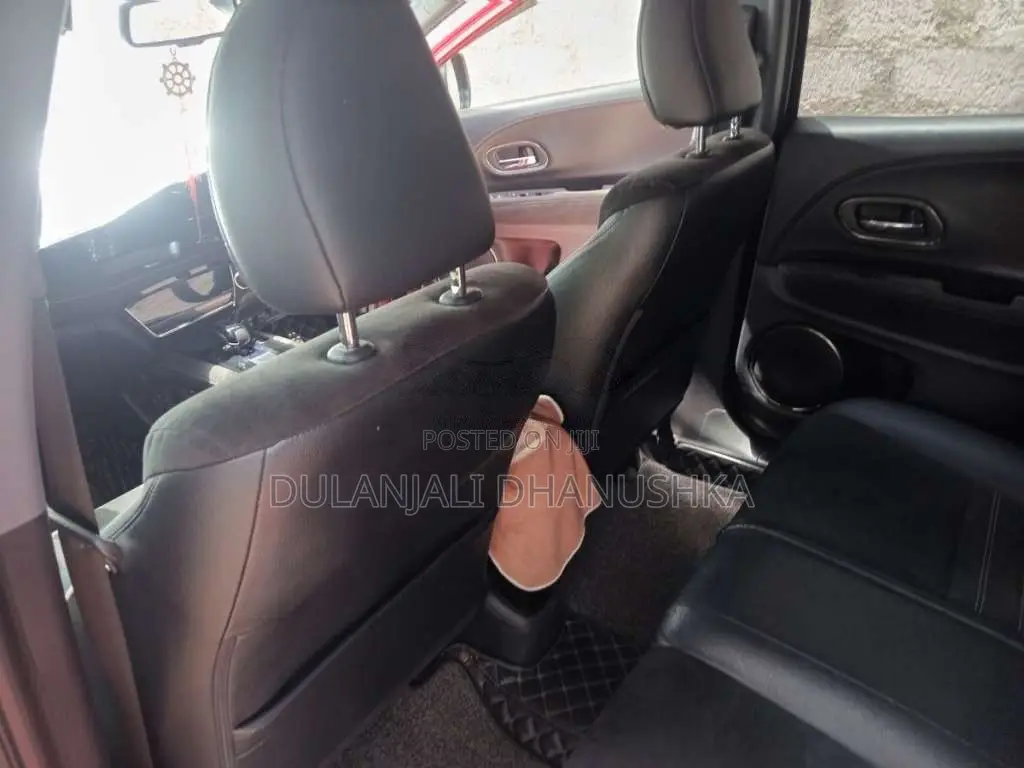 Honda Vezel Rs 2016 SUV (Used)