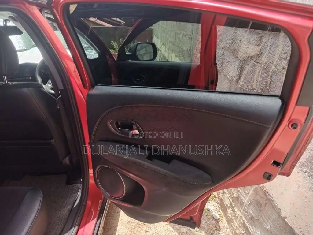 Honda Vezel Rs 2016 SUV (Used)