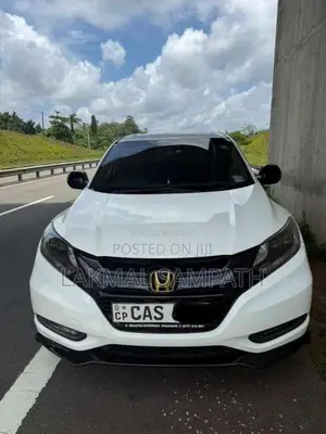 Honda Vezel Rs 2016 SUV (Used)