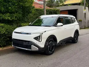 Kia Carens Clavis 2025 SUV Brand New
