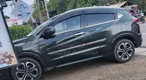 Honda Vezel 2014 SUV (Used)