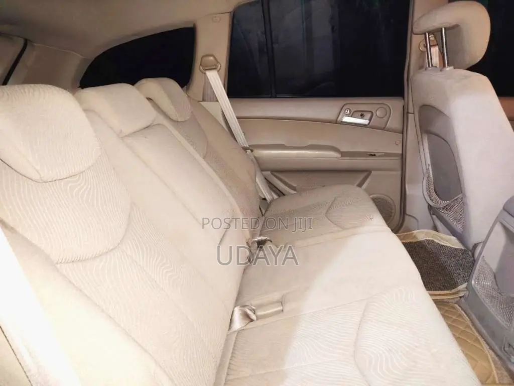 Micro Kyron 2008 SUV (Used)