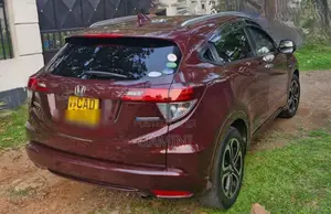 Honda Vezel 2014 SUV (Used)