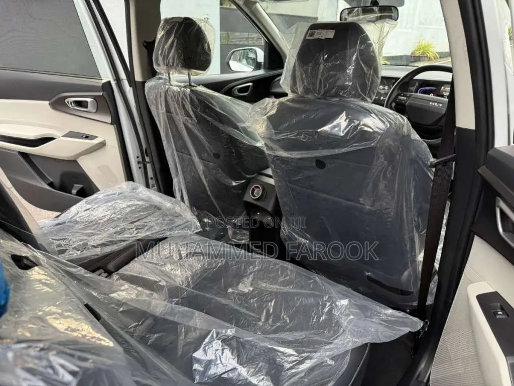 Kia Carens Clavis 2025 SUV Brand New