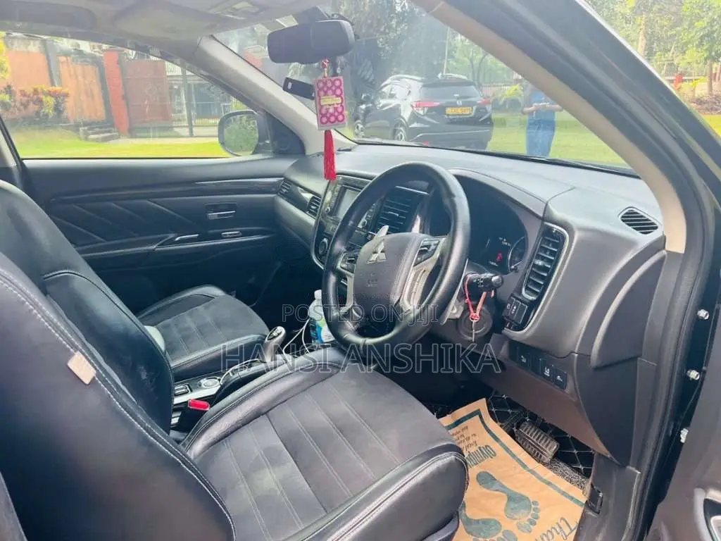Mitsubishi Outlander 2015 SUV (Used)