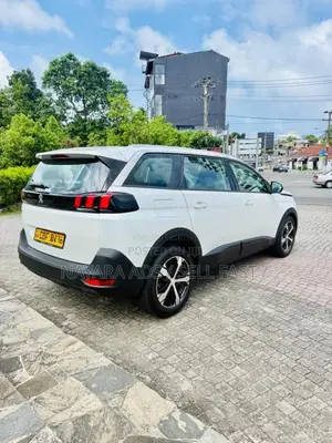 Peugeot 5008 2018 SUV (Used)