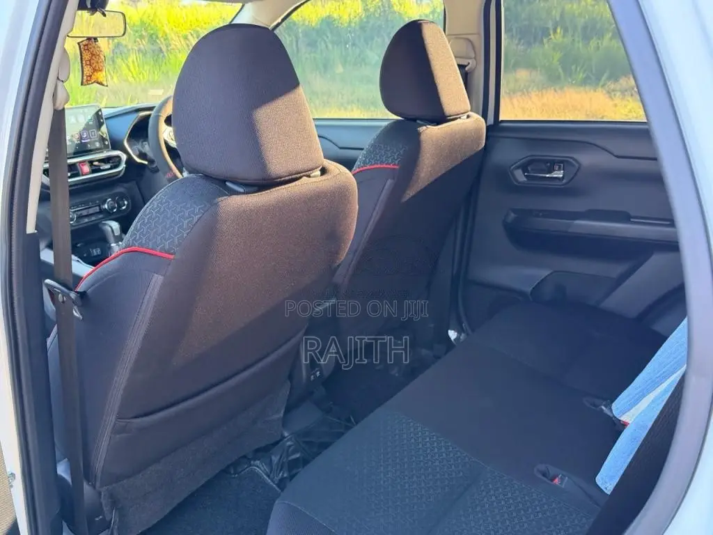Toyota Raize 2023 SUV (Used)