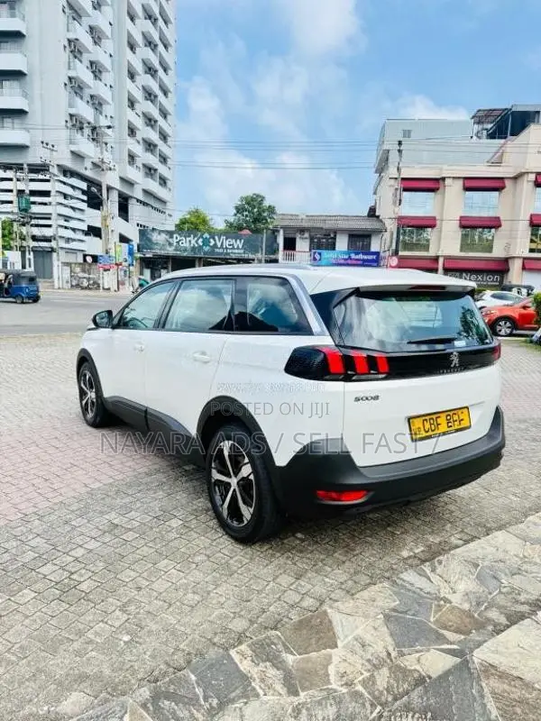 Peugeot 5008 2018 SUV (Used)