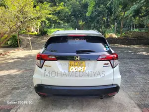 Honda Vezel 2014 SUV (Used)
