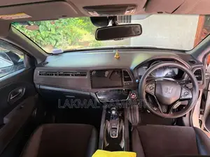 Honda Vezel Rs 2016 SUV (Used)