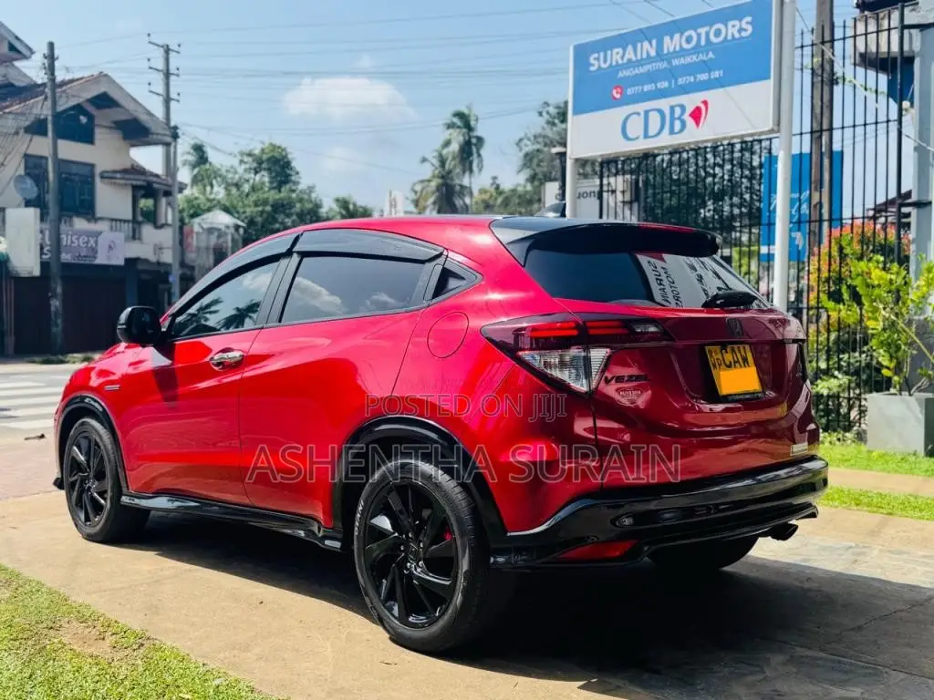 Honda Vezel Rs Sensing 2017 SUV (Used)