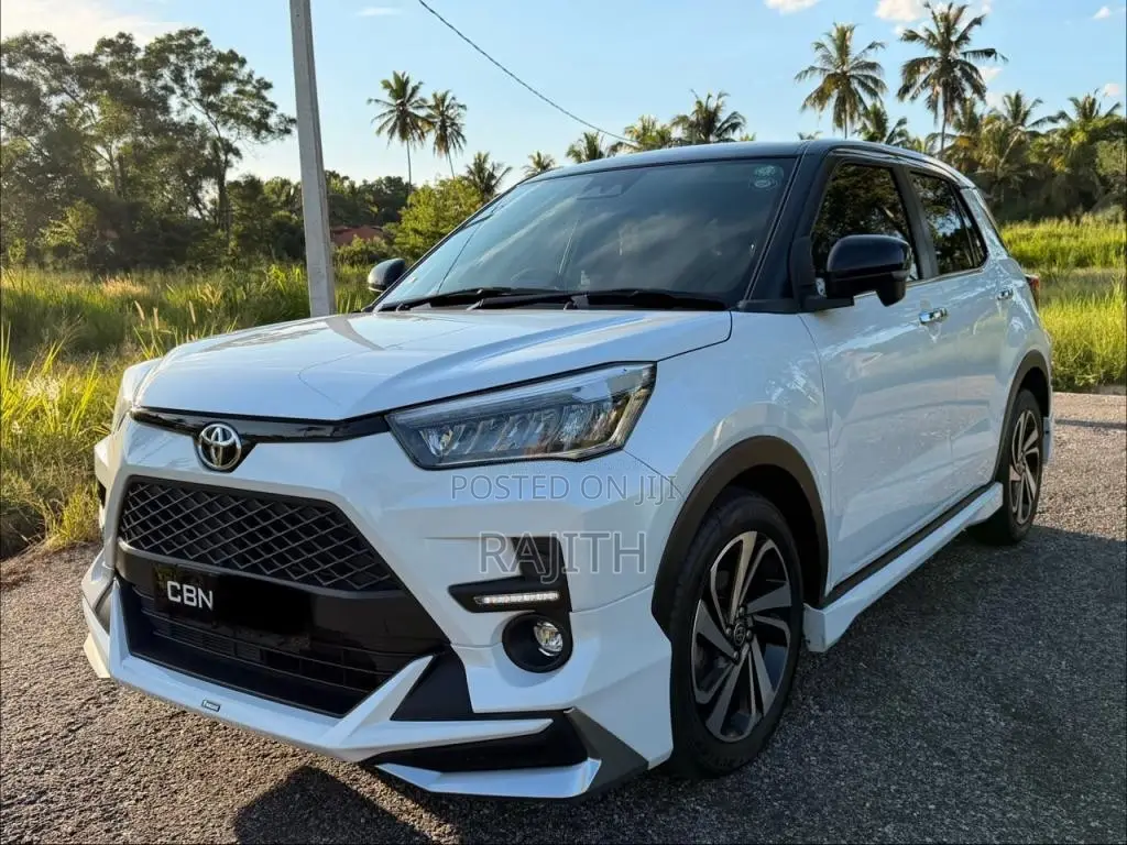 Toyota Raize 2023 SUV (Used)