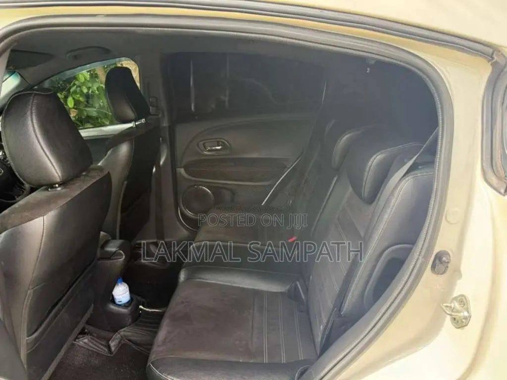 Honda Vezel Rs 2016 SUV (Used)