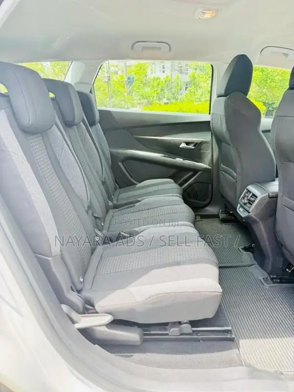 Peugeot 5008 2018 SUV (Used)