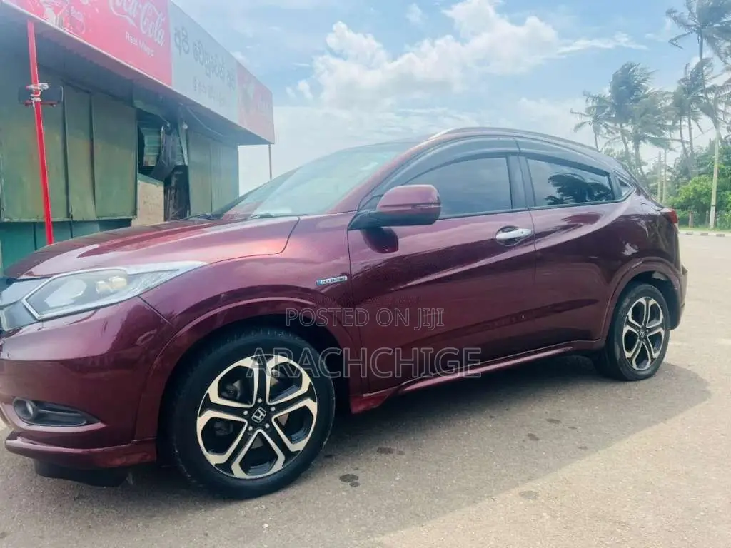 Honda Vezel 2015 SUV (Used)