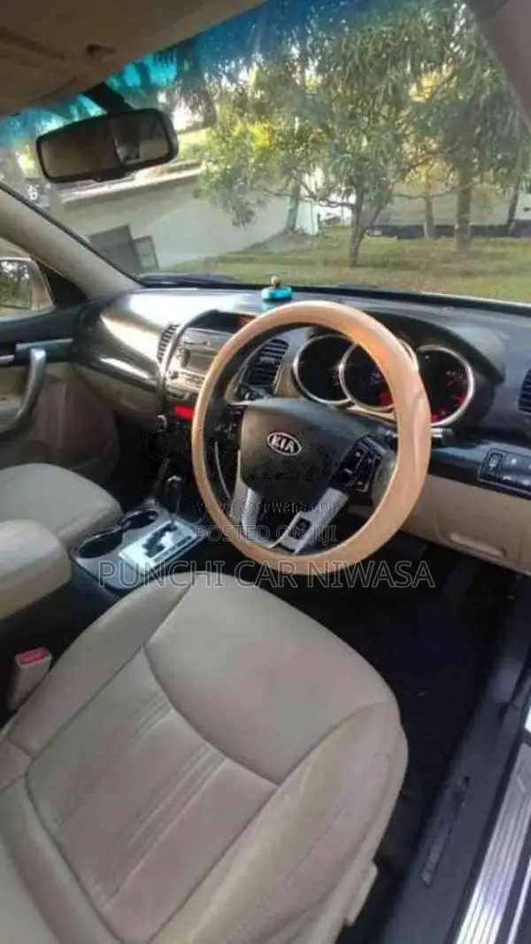 Kia SORENTO 2011 SUV (Used)