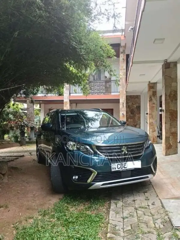 Peugeot 5008 2018 SUV (Used)