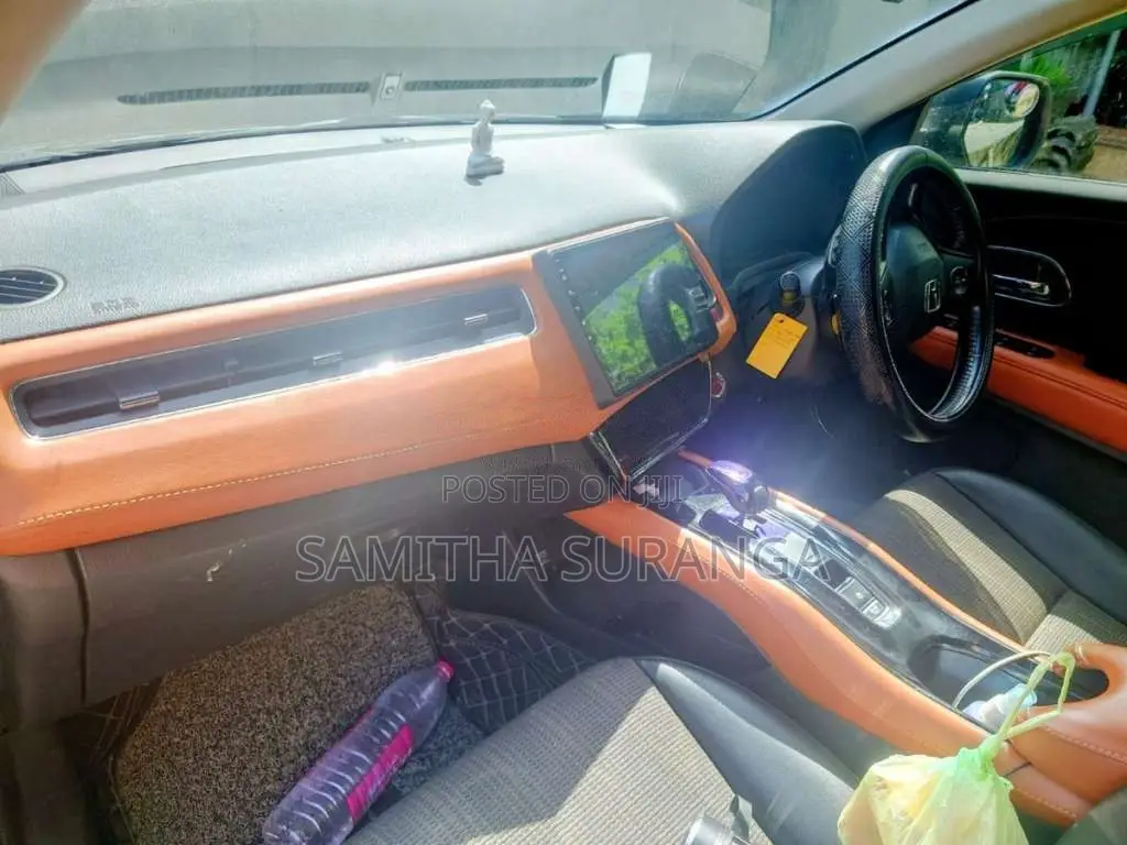 Honda Vezel 2014 SUV (Used)