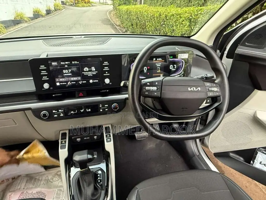Kia Carens Clavis 2025 SUV Brand New