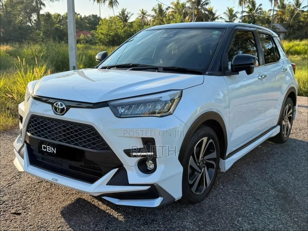 Toyota Raize 2023 SUV (Used)