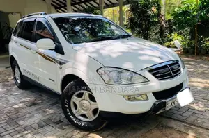 Micro Kyron 2009 SUV (Used)