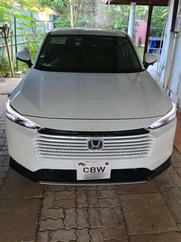 Honda Vezel 2025 SUV (Used)