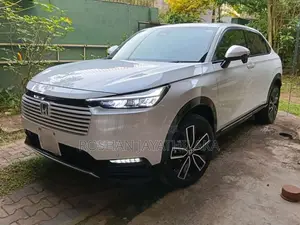 Honda Vezel 2025 SUV (Used)