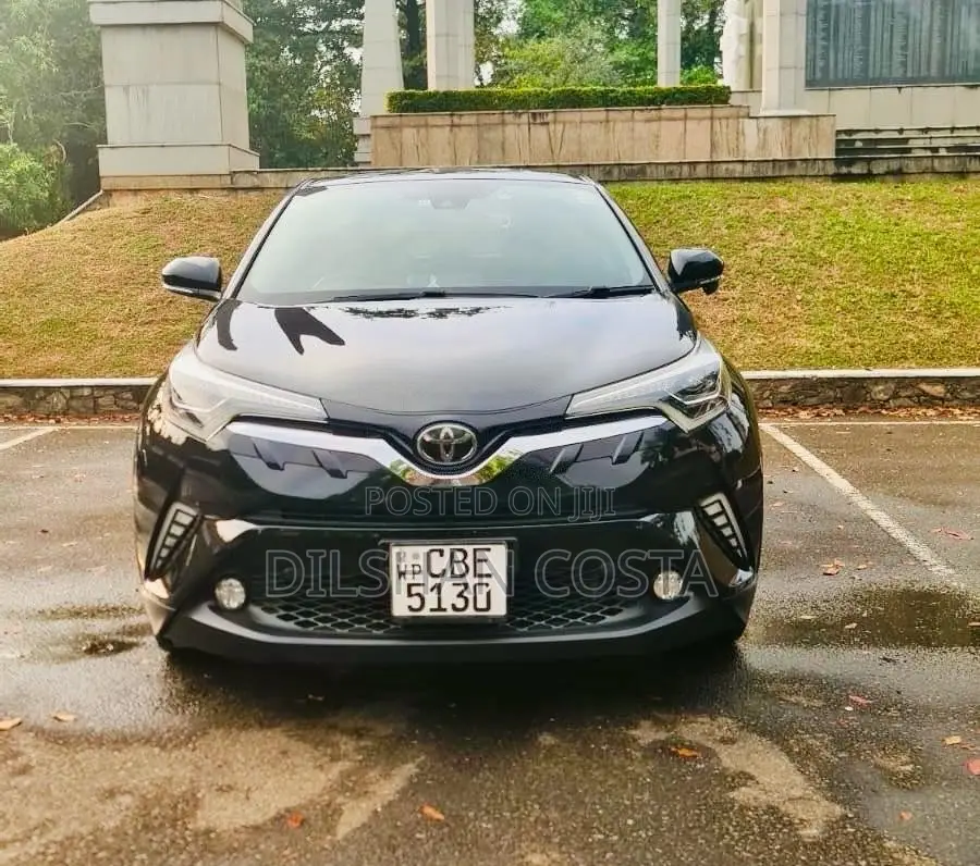 Toyota CHR 2017 SUV (Used)
