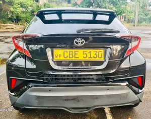 Toyota CHR 2017 SUV (Used)