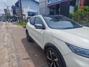 Nissan Qashqai 2018 SUV (Used)