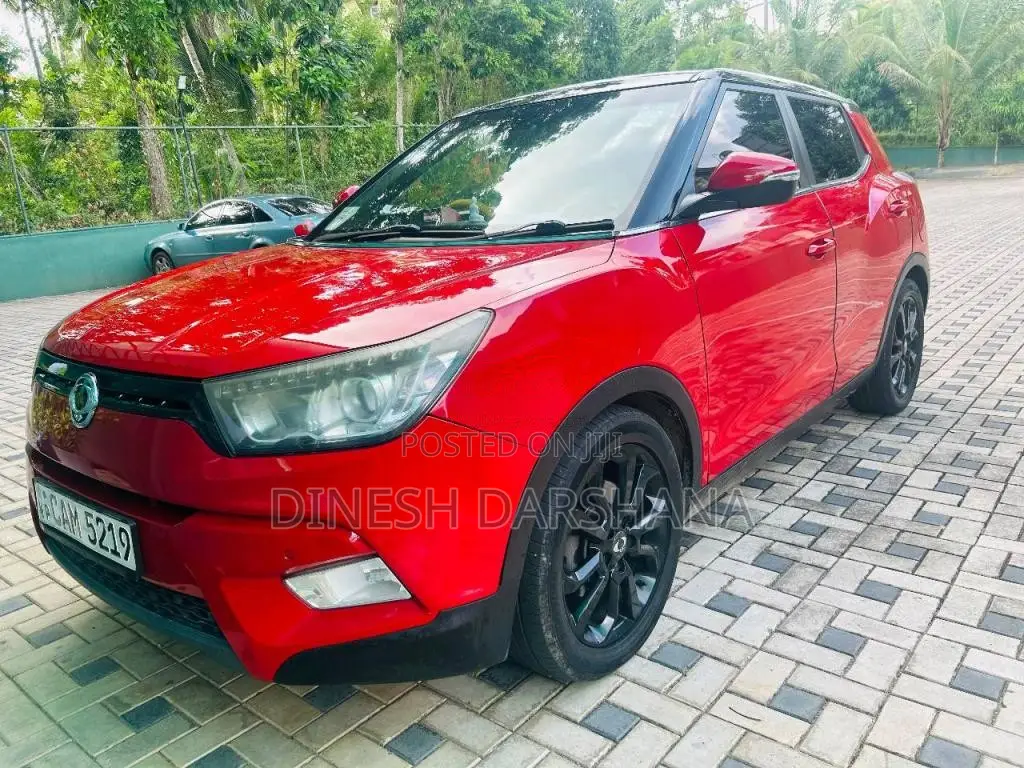 Micro Tivoli 2015 SUV (Used)