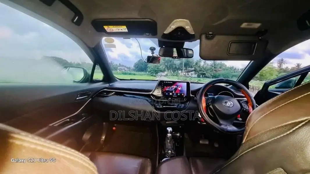Toyota CHR 2017 SUV (Used)