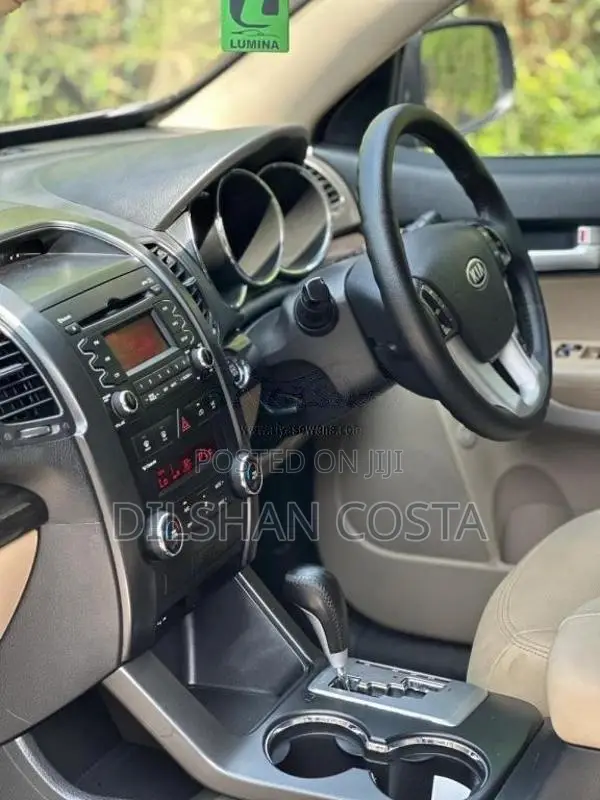 Kia Sorento 1-12 Option 2012 SUV (Used)