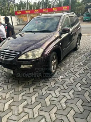 Micro Kyron 2010 SUV (Used)