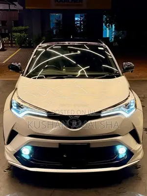 Toyota CHR 2018 SUV (Used)