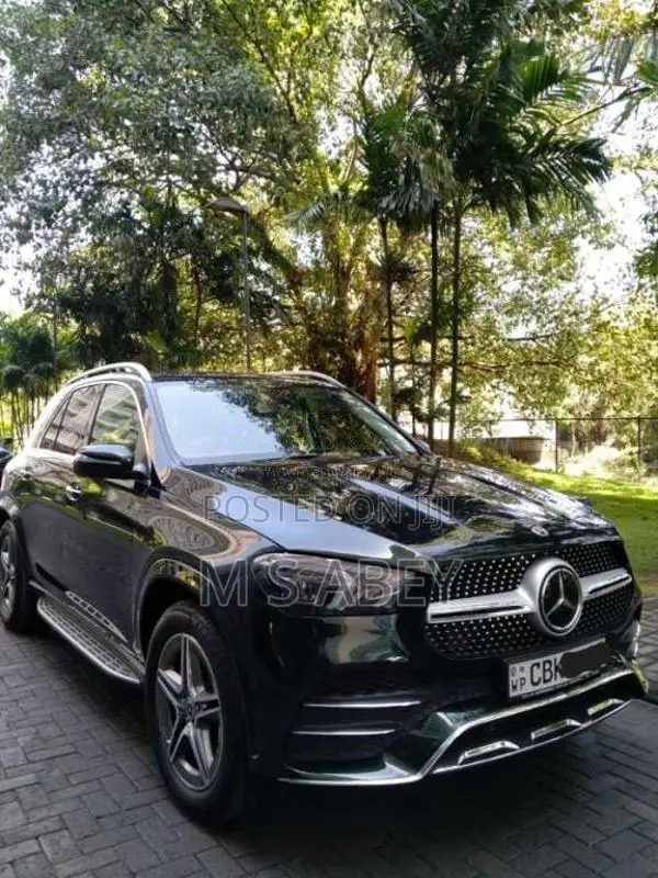Mercedes-Benz GLE300 D 2019 SUV (Used)