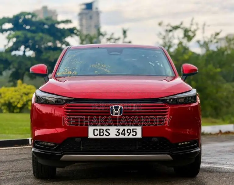 Honda Vezel Z Premium 2025 SUV (Used)