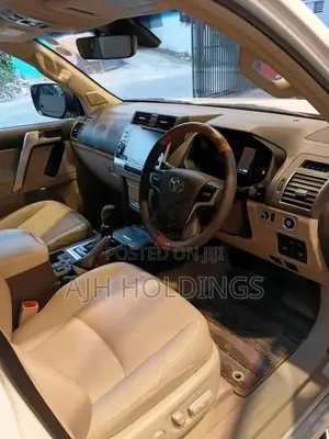 Toyota Land Cruiser Prado TRJ 150 2023 SUV Unregistered (Recondition)