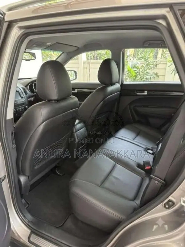 Kia Sorento 2012 SUV (Used)