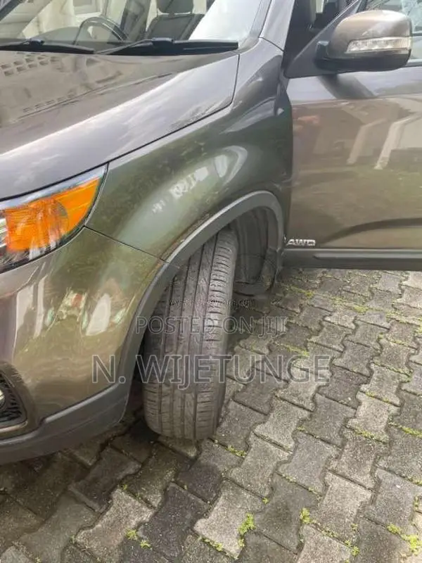Kia Sorento 2012 SUV (Used)