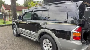 Mitsubishi Montero 2000 SUV (Used)