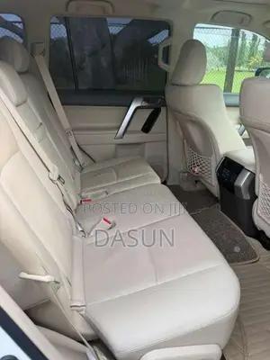 Toyota Land Cruiser 2023 SUV (Used)