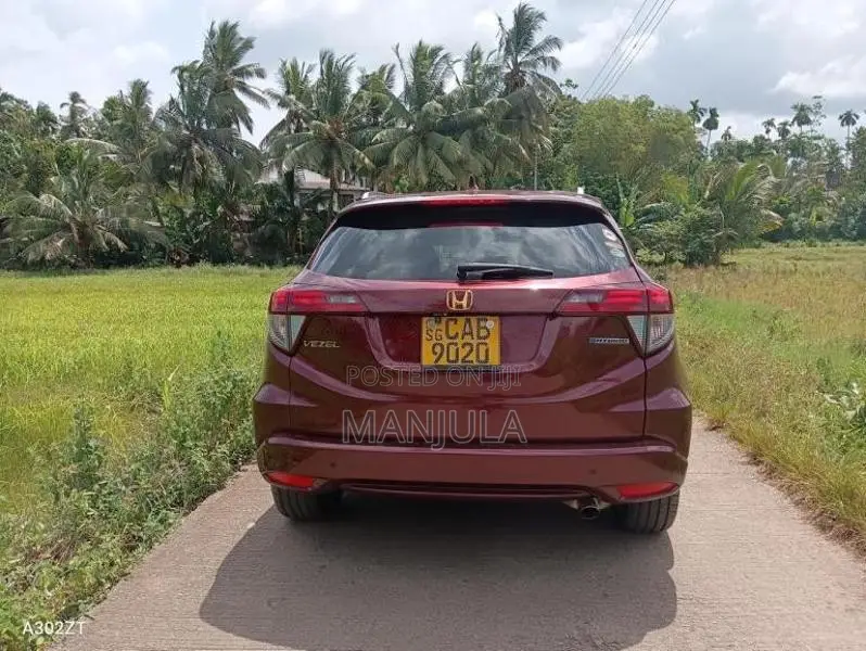Honda Vezel Z Orange 2014 SUV (Used)
