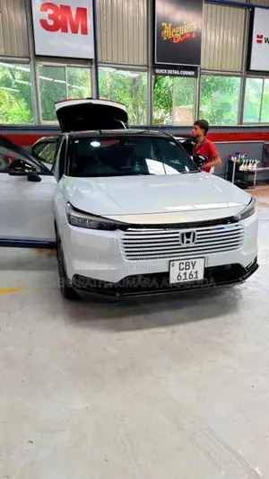 Honda Vezel 2025 SUV (Used)