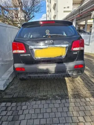 Kia Sorento 2011 SUV (Used)