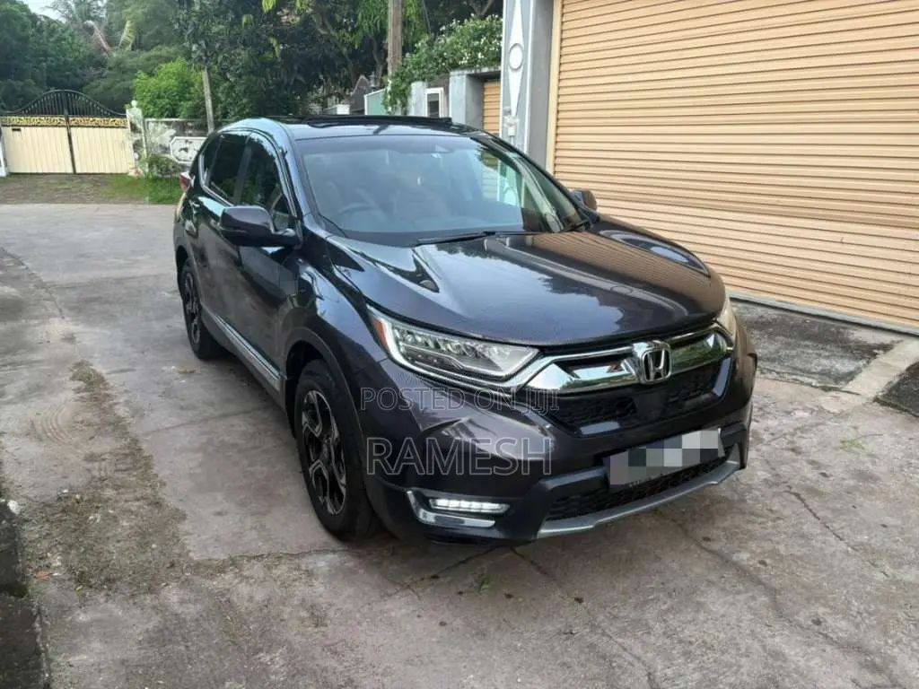 Honda CRV MASTERPIECE AWD JAPAN 2018 SUV (Used)