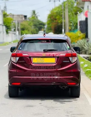 Honda Vezel 2015 SUV (Used)