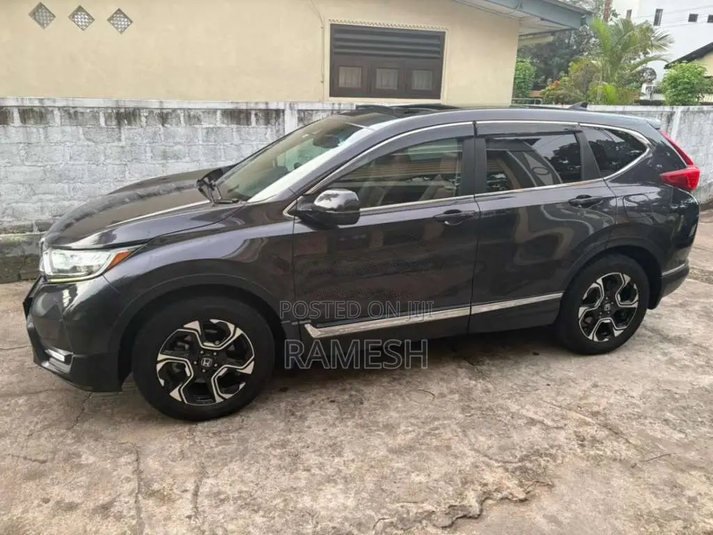 Honda CRV MASTERPIECE AWD JAPAN 2018 SUV (Used)