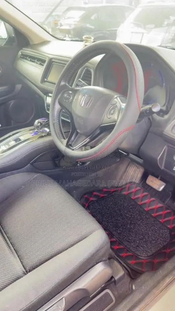Honda VEZEL 2014 SUV (Used)